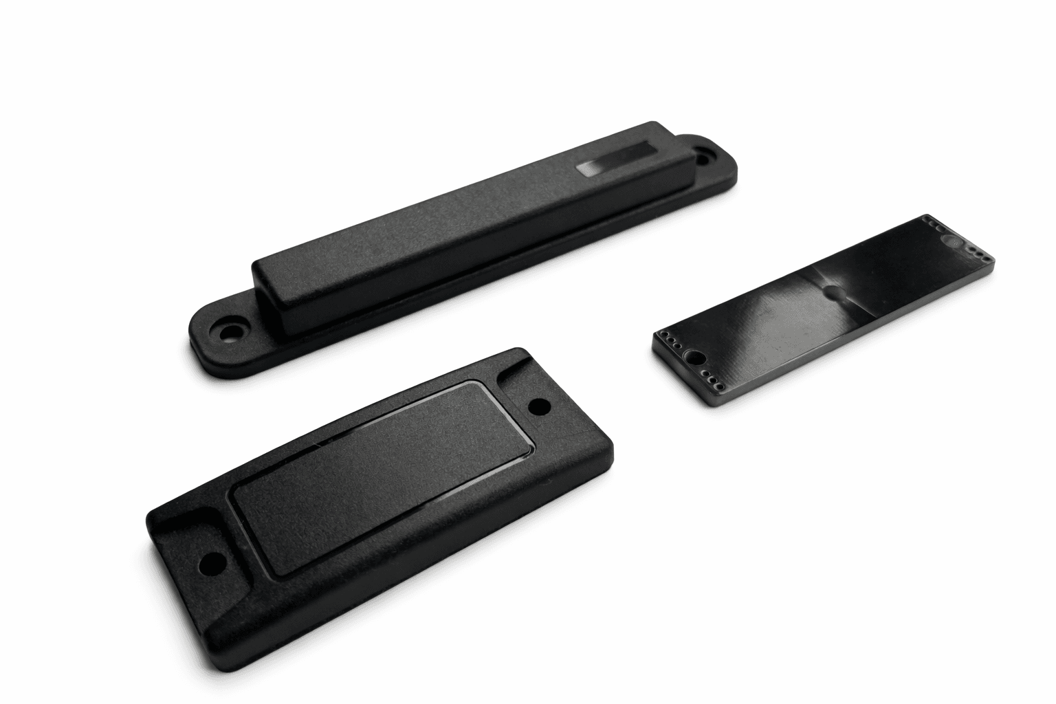 Metal, Liquid, and Interference: Why Your RFID Labels Stop Working (and How to Fix It)